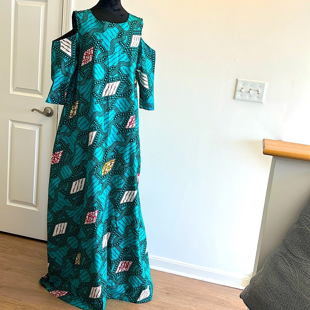 Authentic African print maxi dress with pockets.